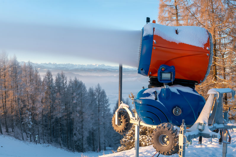 New Snow Cannons and an Extended Season in Risoul!